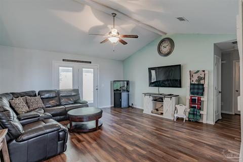 7637 Dewey Jernigan Rd, Pace, FL 32571 photo 4