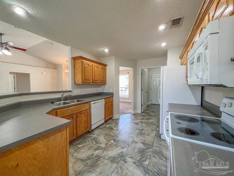 4754 Winterdale Dr, Pace, FL 32571 photo 8