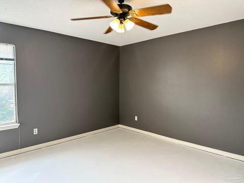 5130 Deer Valley Ct, Pace, FL 32571 photo 13