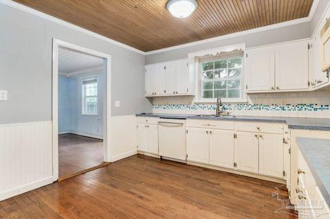 4032 Driskell Rd, Milton, FL 32583 photo 2