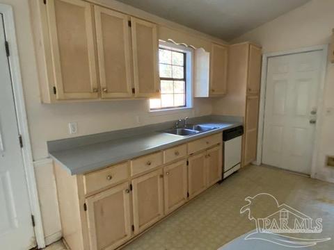5736 Falcon Dr, Milton, FL 32570 photo 26