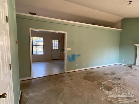 5736 Falcon Dr, Milton, FL 32570 photo 5