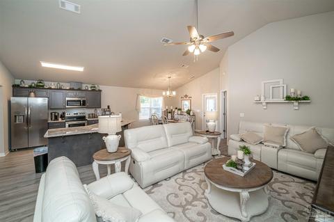 4662 Santa Rosa Dr, Pace, FL 32571 photo 9