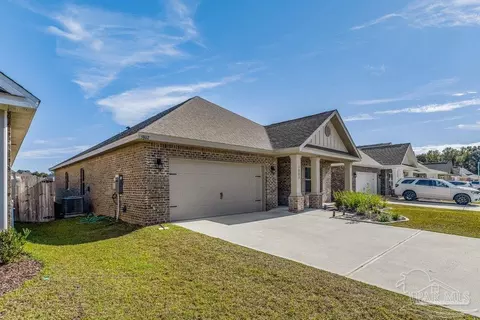3802 Hawks Landing Cir, Pace, FL 32571 photo 2