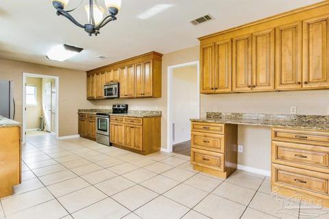 5338 Stafford Cir, Pace, FL 32571 photo 9