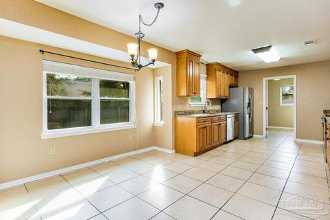 5338 Stafford Cir, Pace, FL 32571 photo 10