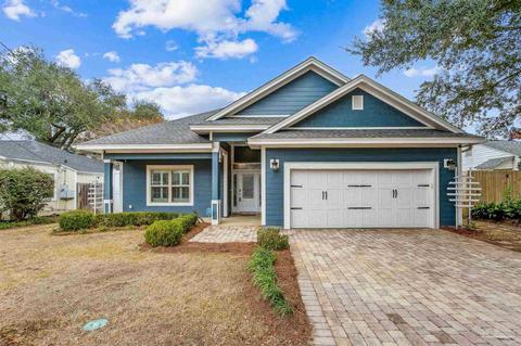 112 Country Club Rd, Pensacola, FL 32507