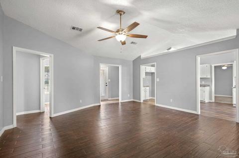 6449 Imperial Dr, Milton, FL 32570 photo 9