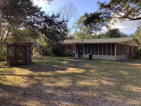 5230 Springdale Dr, Milton, FL 32570 photo 2