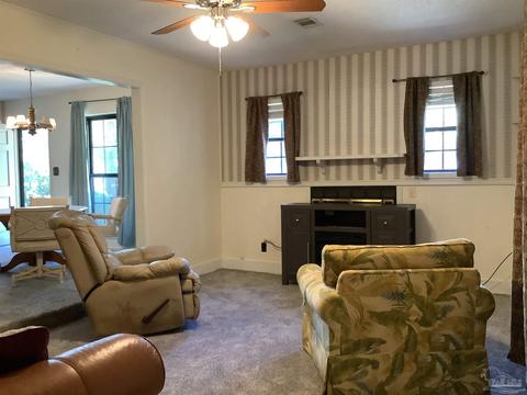 5230 Springdale Dr, Milton, FL 32570 photo 6