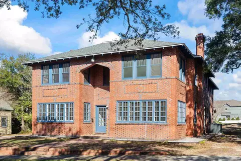92 W Gadsden St, Pensacola, FL 32501