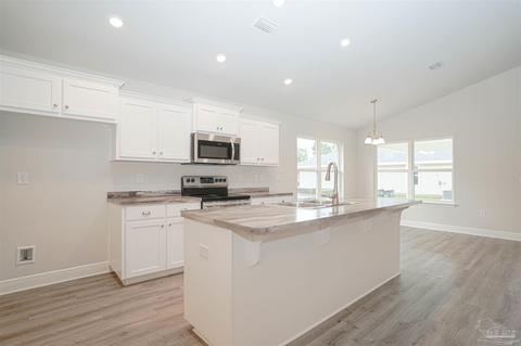 1817 Leigh Loop, Cantonment, FL 32533 photo 12