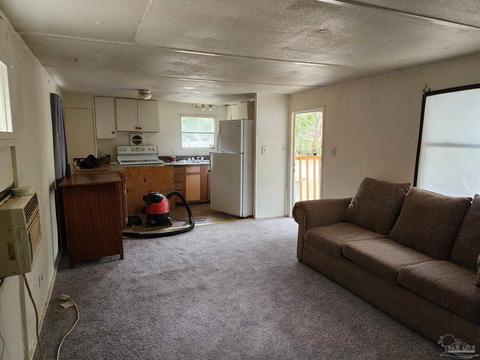 6479 Howard Ave, Milton, FL 32570 photo 3