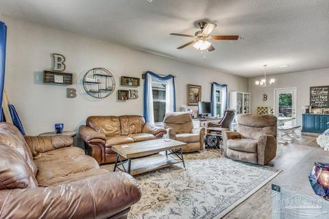 3634 Hawks Landing Cir, Pace, FL 32571 photo 4