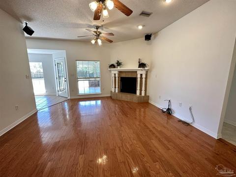 3566 Sawmill Cir, Pace, FL 32571 photo 8