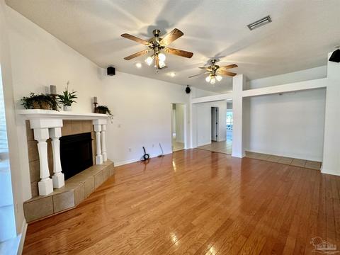 3566 Sawmill Cir, Pace, FL 32571 photo 9