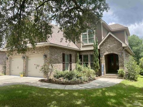 5945 Dahoon Dr, Pensacola, FL 32526