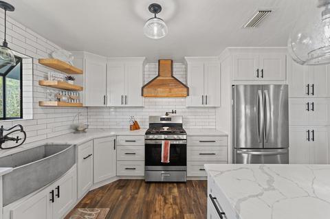 4532 Bayside Dr, Milton, FL 32583 photo 8