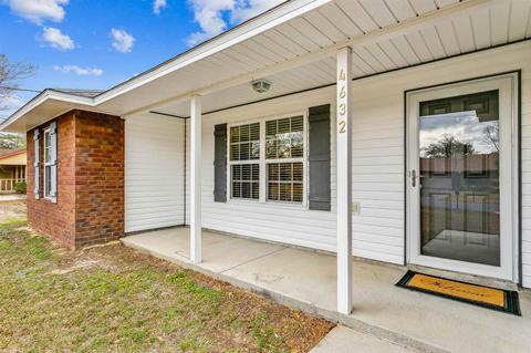 4632 Heatherwood Way, Pace, FL 32571 photo 4