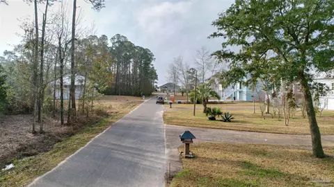 4533 Bayside Dr, Milton, FL 32583 photo 15
