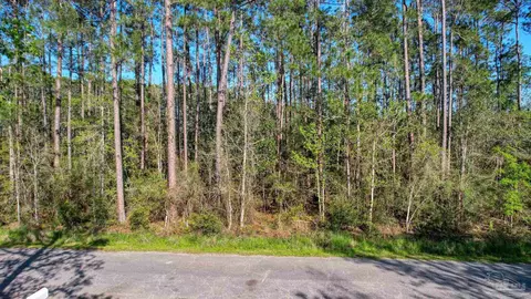 4533 Bayside Dr, Milton, FL 32583 photo 2