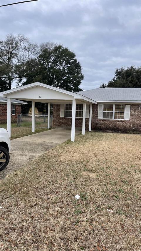 4377 Pine Villa Cir, Pace, FL 32571 photo 2