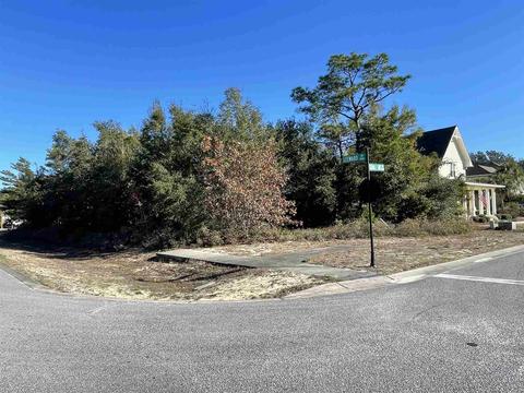 10696 Squall Line Rd, Pensacola, FL 32507