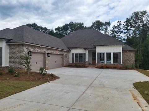2918 Trestle Way, Cantonment, FL 32533