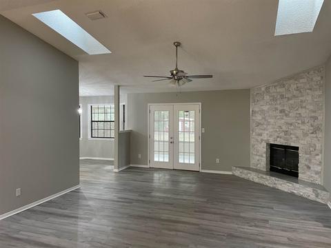 3965 Deerwood Cir, Pace, FL 32571 photo 4