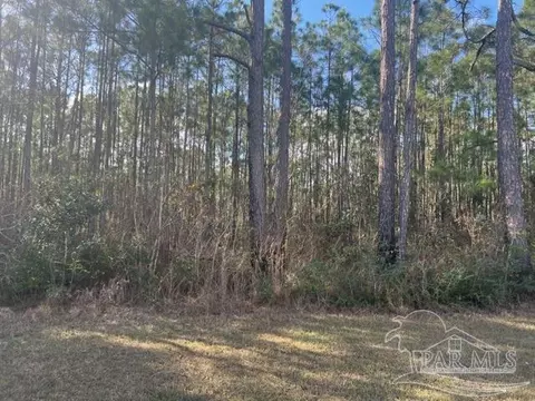 335 San Antonio Dr # E, Milton, FL 32570 photo 3
