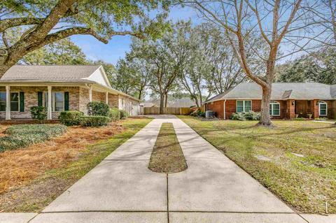 3620 Sawmill Cir, Pace, FL 32571 photo 4
