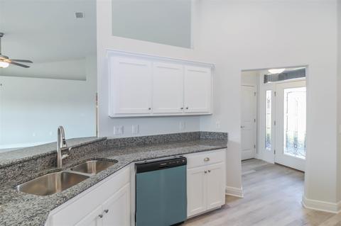 5961 Parsonage Cir, Milton, FL 32570 photo 10