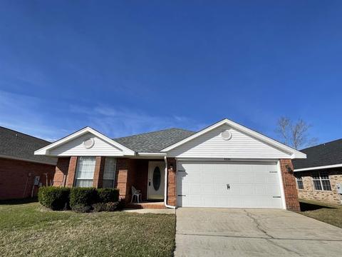 3320 Village Green Dr, Pace, FL 32571 photo 1