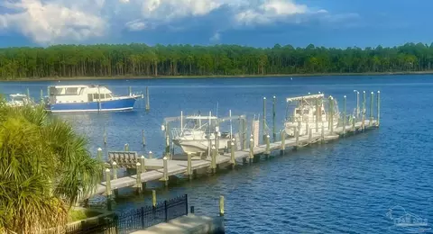 3625 Sunnyside St, Pensacola, FL 32507