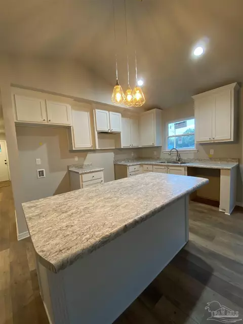 5120 Hendricks Cir, Jay, FL 32565 photo 17