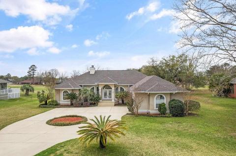 5627 Champions Dr, Pace, FL 32571 photo 2