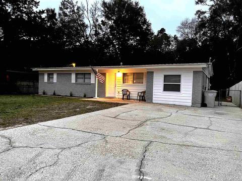6441 Julia Dr, Milton, FL 32570 photo 1