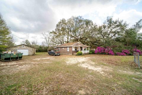 4444 Pace Ln, Pace, FL 32571 photo 2