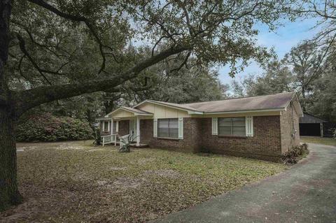 2703 Eureka Ln, Pensacola, FL 32526