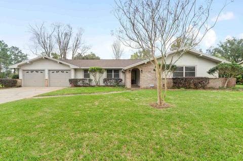 3595 Blueridge Dr, Pensacola, FL 32504