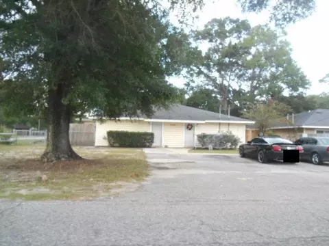 7008 Lanier Dr, Pensacola, FL 32504