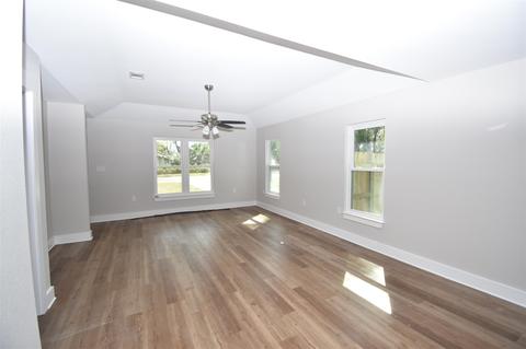 700 E Baars St, Pensacola, FL 32503 photo 4