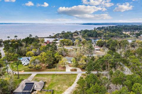 1863 Lodgepole Dr, Milton, FL 32583 photo 1