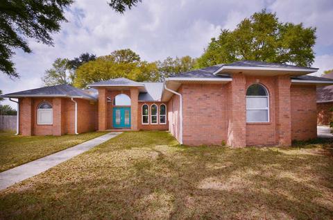 2300 Malysa Pl, Pensacola, FL 32504