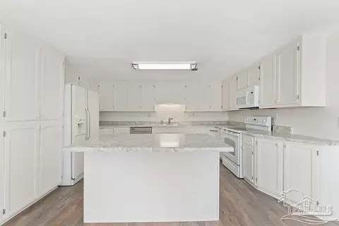 4831 Lynn Dr, Pace, FL 32571 photo 8