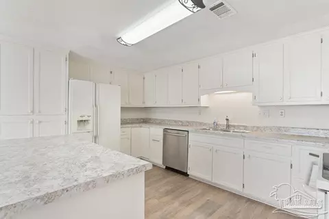 4831 Lynn Dr, Pace, FL 32571 photo 9