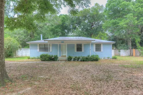 4831 Lynn Dr, Pace, FL 32571 photo 1