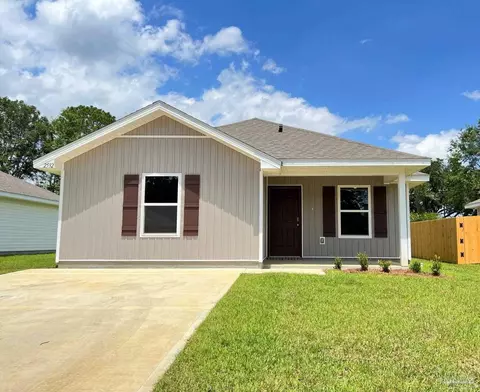 2532 Sutton Place Dr, Cantonment, FL 32533
