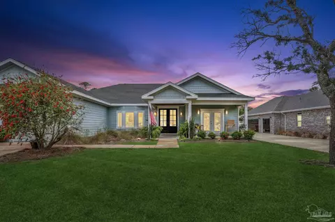 5382 Soundside Dr, Gulf Breeze, FL 32563