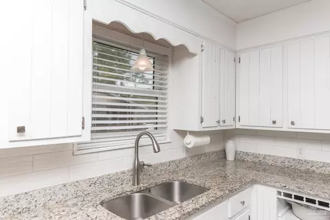 Kitchen - 7637 Marshall Rd, Milton, FL 32583 photo 3 of 3